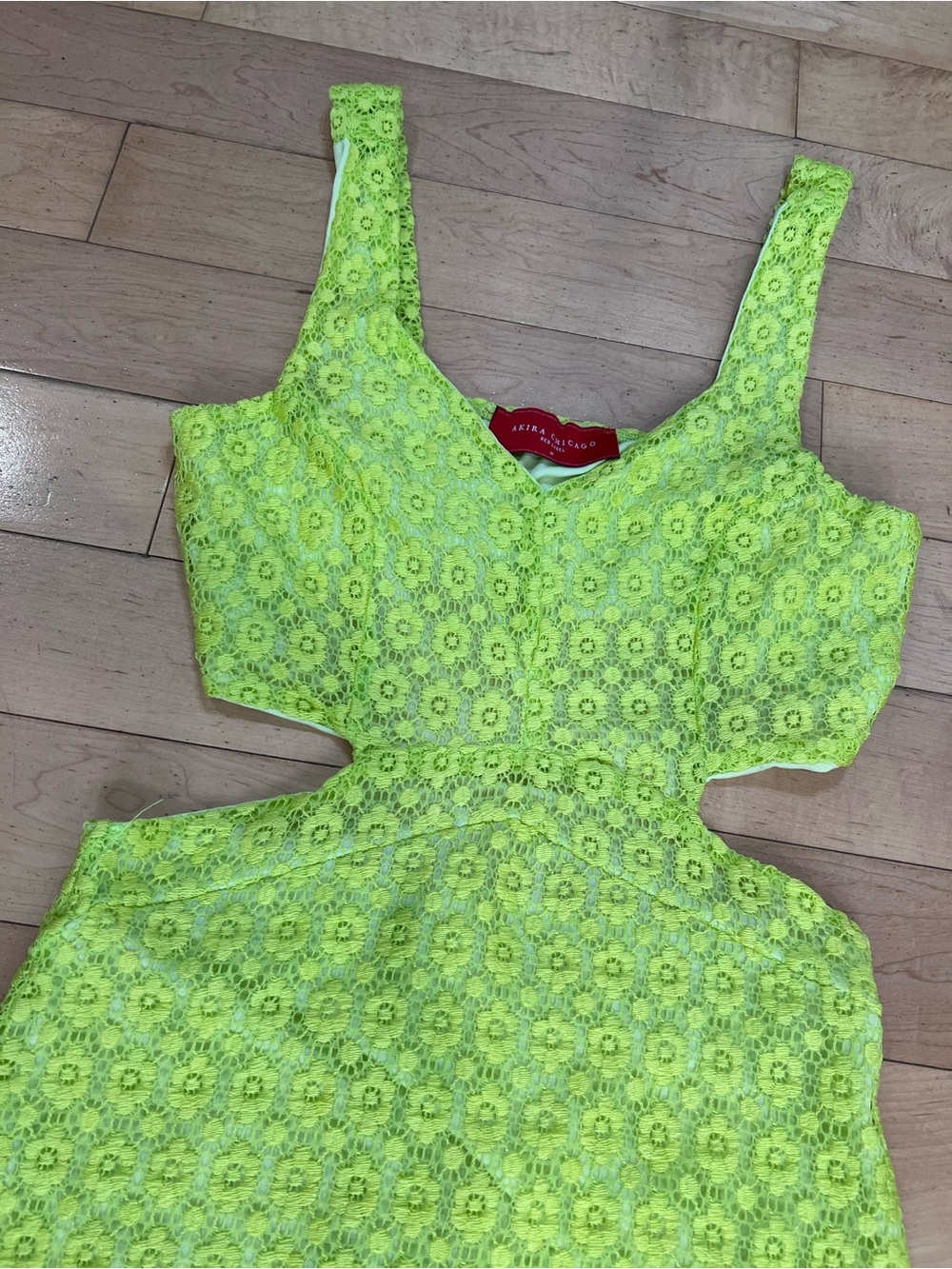 Akira Chicago Red Label Women's Medium Neon Lime Green Floral Lace Cutout Sheath - Picture 9 of 13
